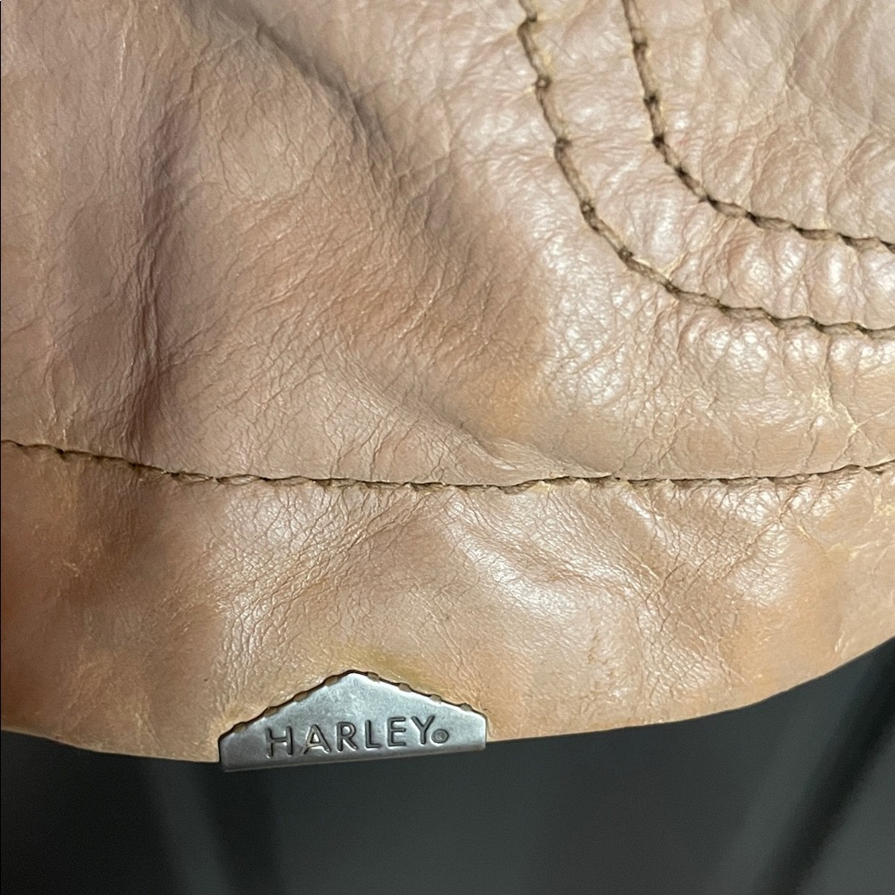 Harley-Davidson Women's Beige Leather Jacket - Picture 3 of 13